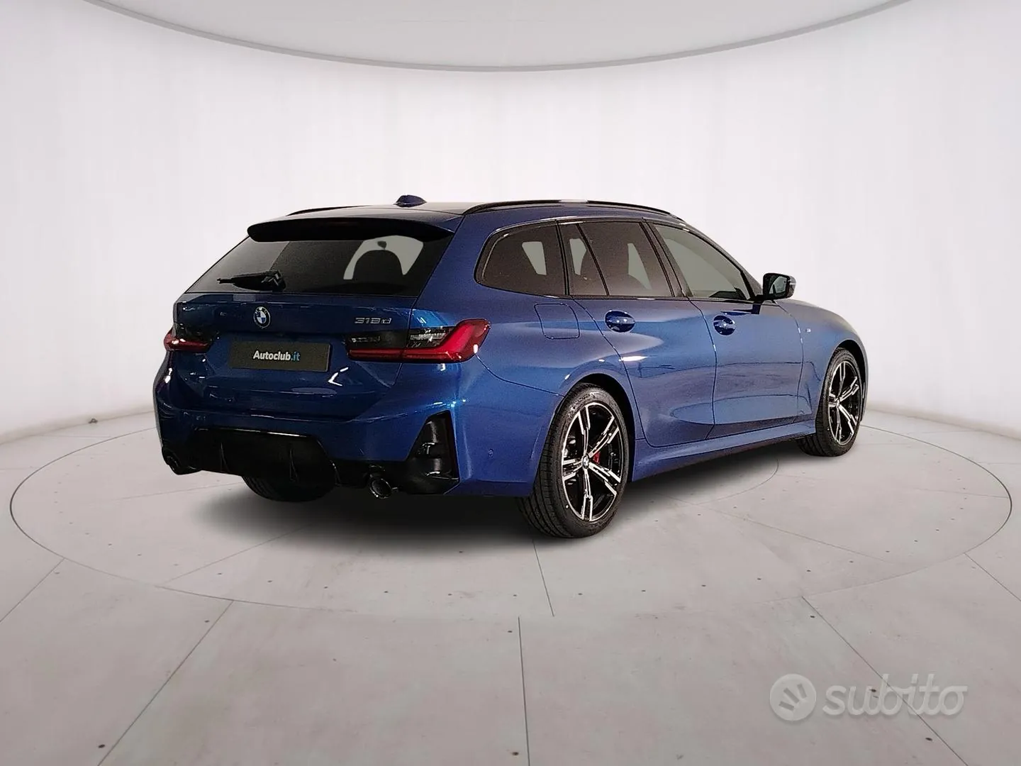 BMW 3 Series 2024 photo 2