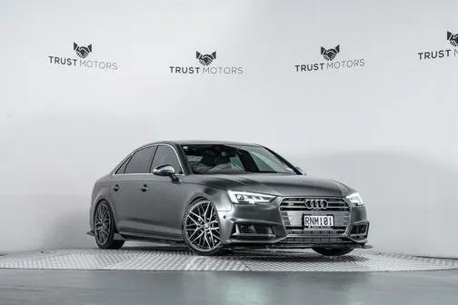 Audi S4