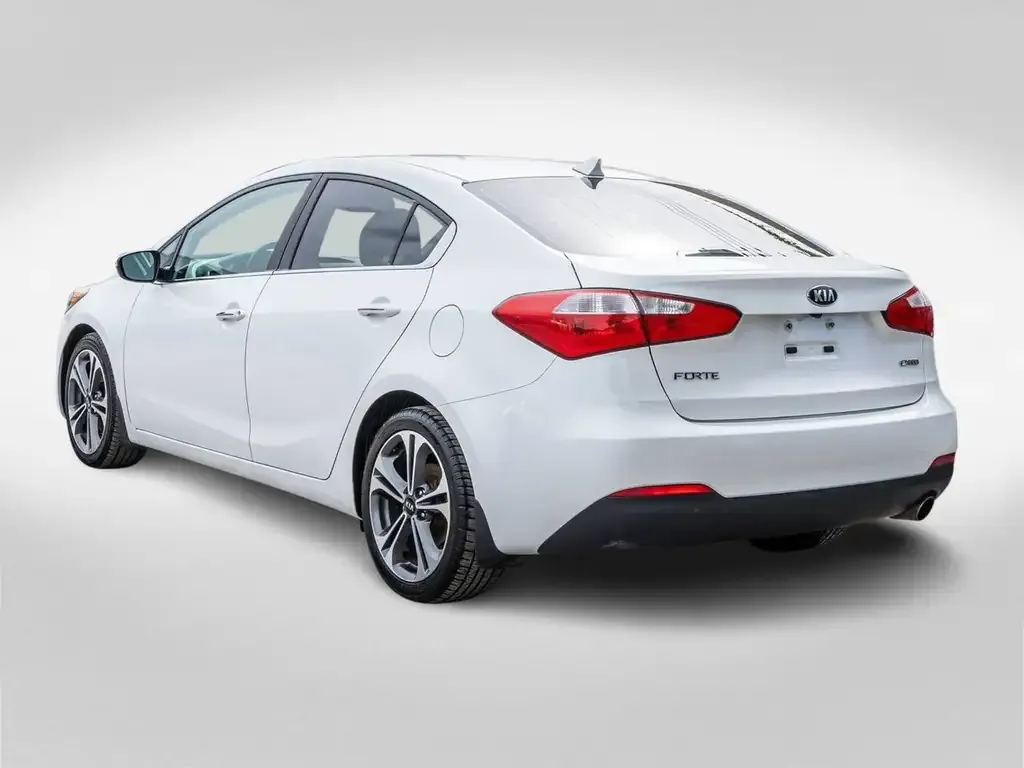 Kia Forte 2016 photo 4
