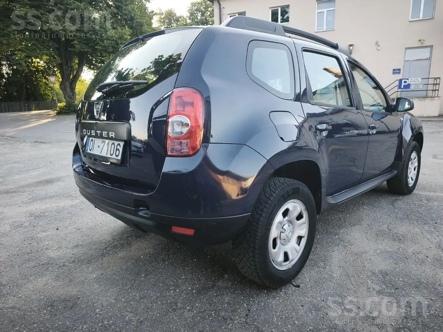 Dacia Duster 2012 photo 4