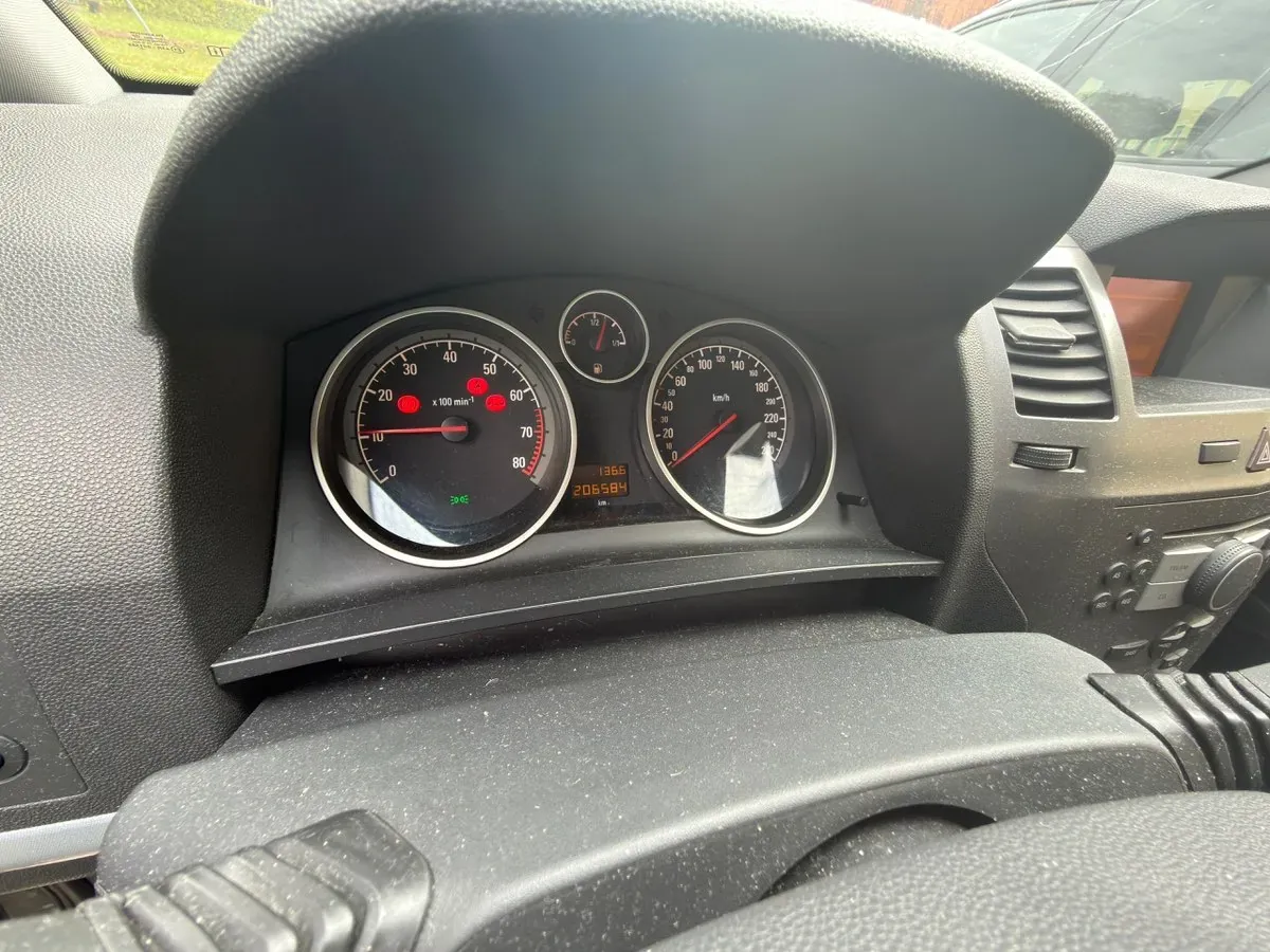 Opel Zafira 2007 photo 3