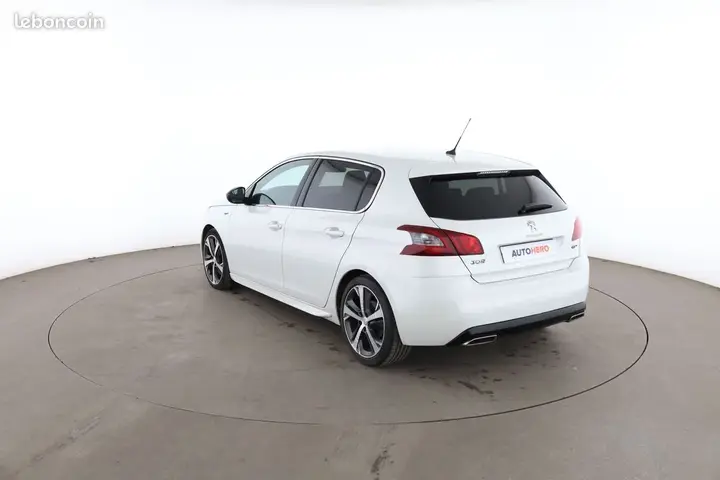Peugeot 308 2018 photo 2
