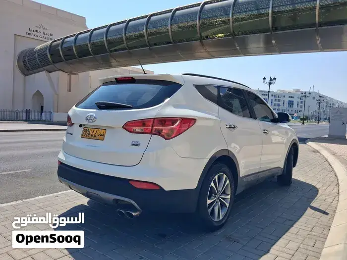 Hyundai Santa Fe 2015 photo 3