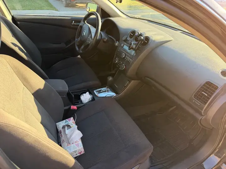 Nissan Altima 2012 photo 3