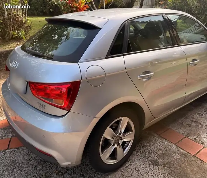 Audi A1 2018 photo 2