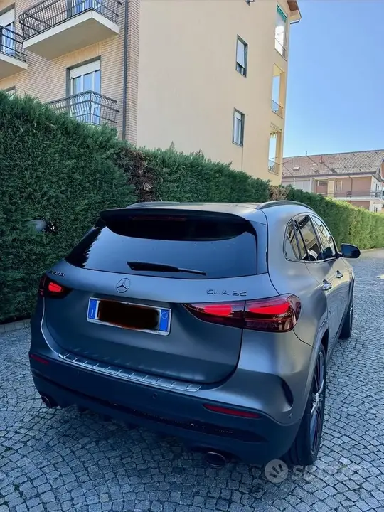 Mercedes-Benz Gla 2026 photo 2