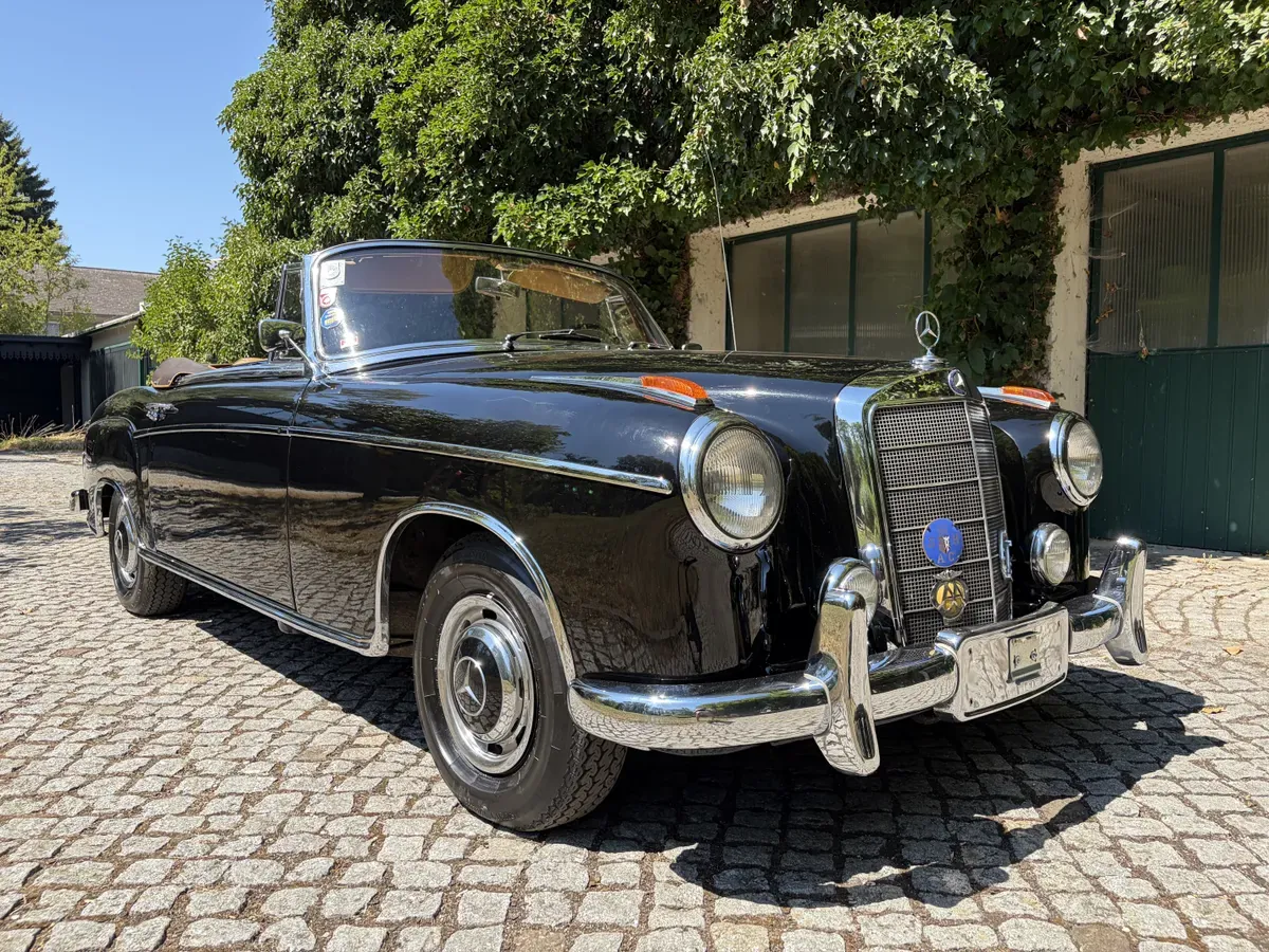 Mercedes-Benz 220 S Ponton Cabriolet 1958 photo 3