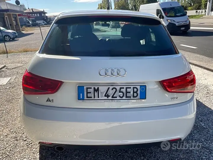 Audi A1 2012 photo 5