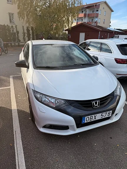 Honda Civic 2013 photo 2