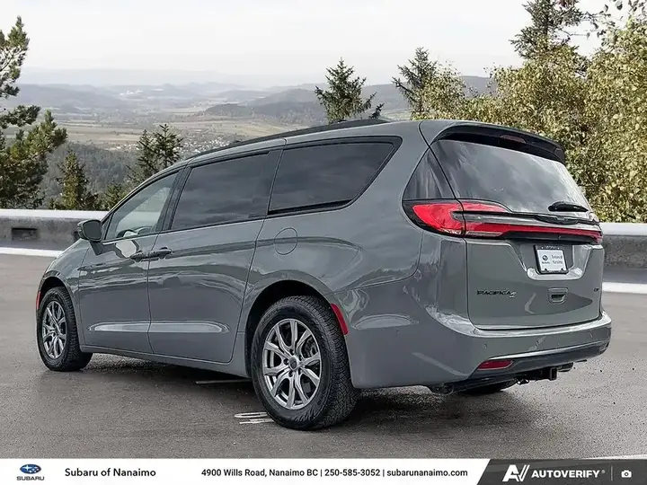 Chrysler Pacifica 2022 photo 4