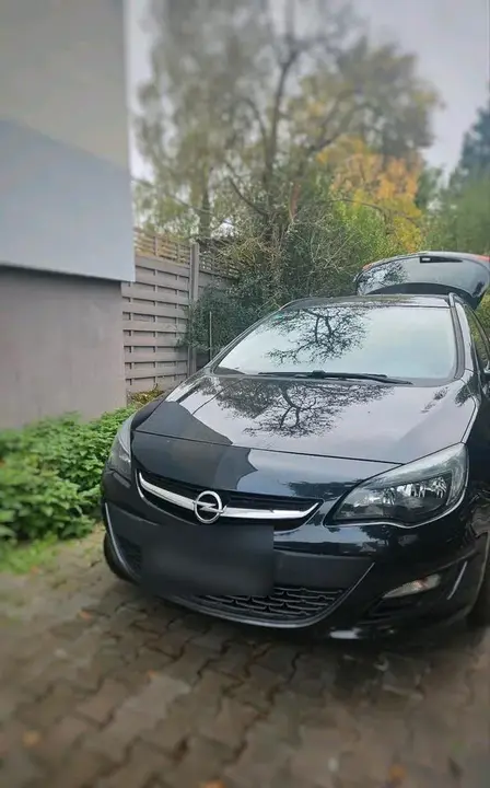 Opel Astra J