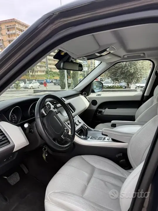Land Rover Range Rover Sport 2014 photo 4
