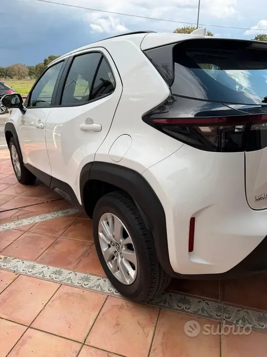 Toyota Yaris Cross 2024 photo 3