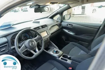 Nissan Leaf 2019 photo 2