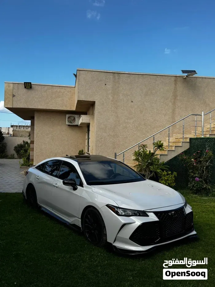 Toyota Avalon 2023 photo 3