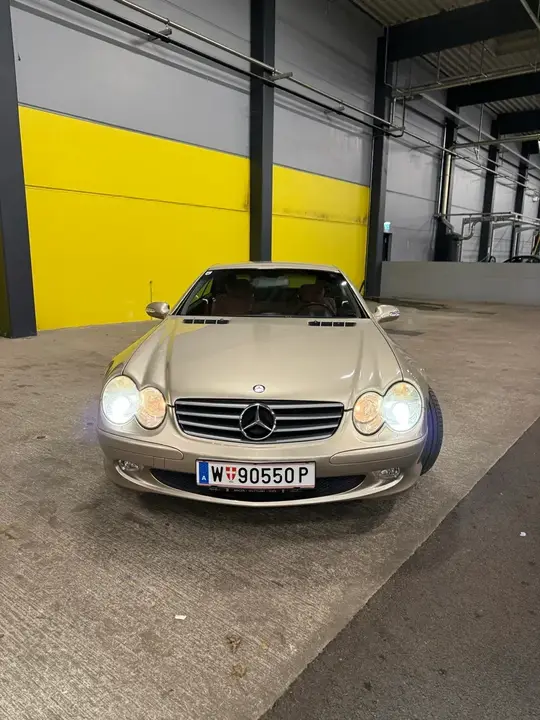 Mercedes-Benz Sl-Class 2002 photo 2