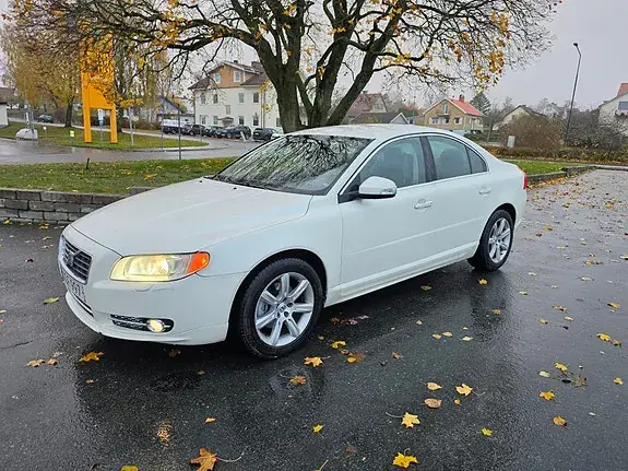 Volvo S80