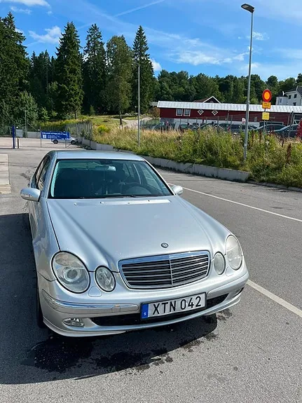 Mercedes-Benz E200 2006 photo 3