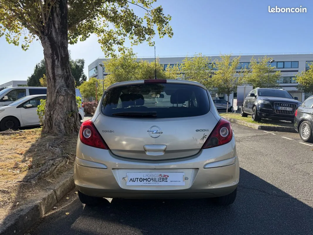 Opel Corsa 2010 photo 4