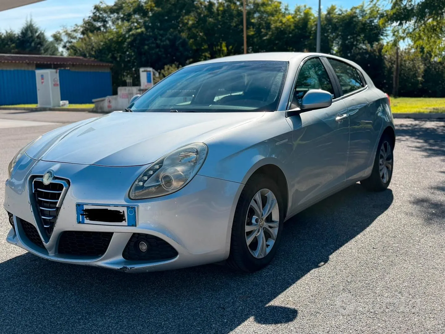 Alfa Romeo Giulietta 2011 photo 2