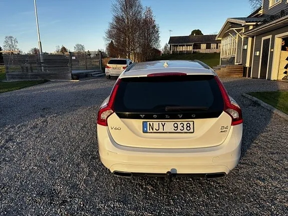 Volvo V60 2014 photo 4