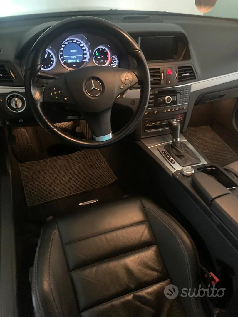 Mercedes-Benz C-Class 2010 photo 4