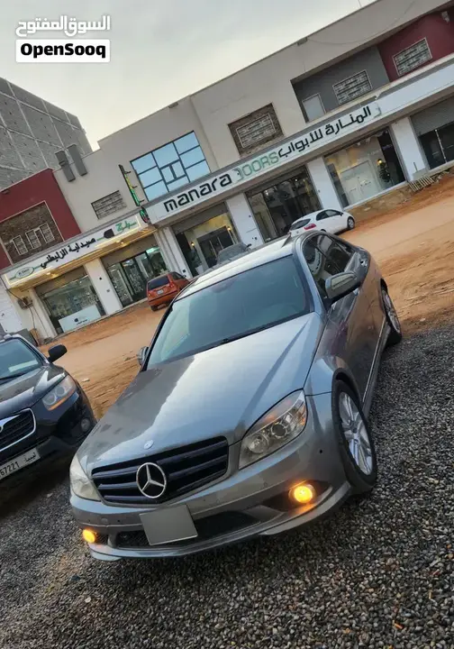 Mercedes-Benz C-Class 2010 photo 4
