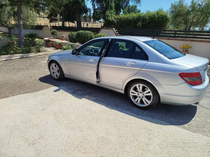 Mercedes-Benz C-Class 2007 photo 4
