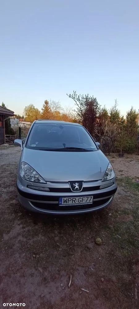 Peugeot 807 2004 photo 2
