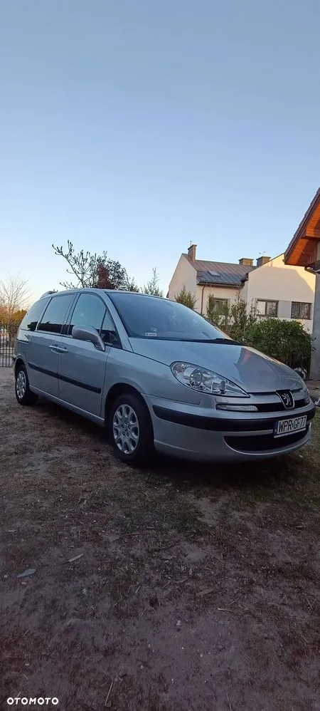 Peugeot 807