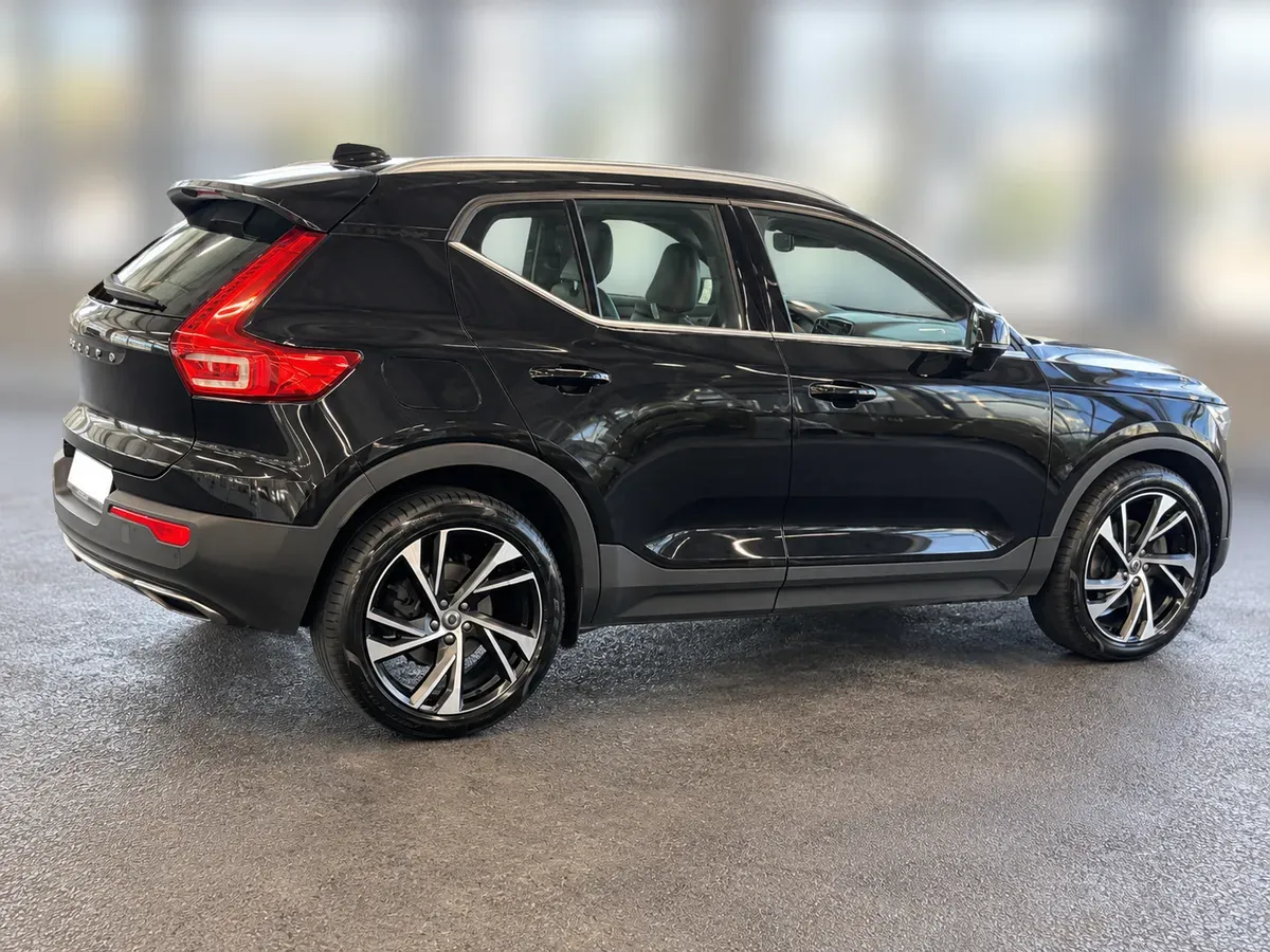 Volvo Xc40 2020 photo 2