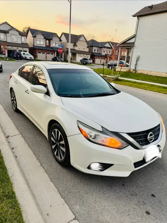 Nissan Altima