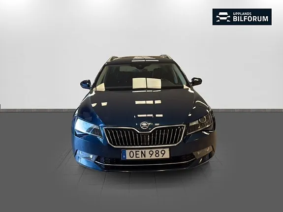 Skoda Superb 2017 photo 2