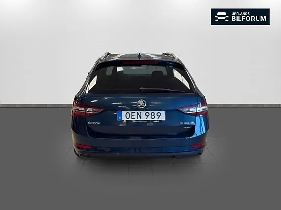 Skoda Superb 2017 photo 5