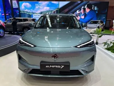 Proton Emas 7