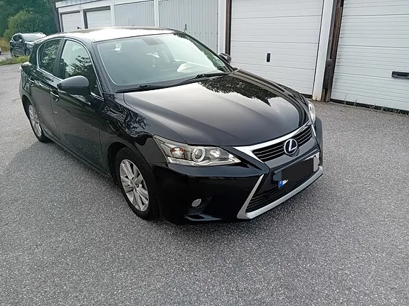 Lexus Ct200H 2014 photo 2