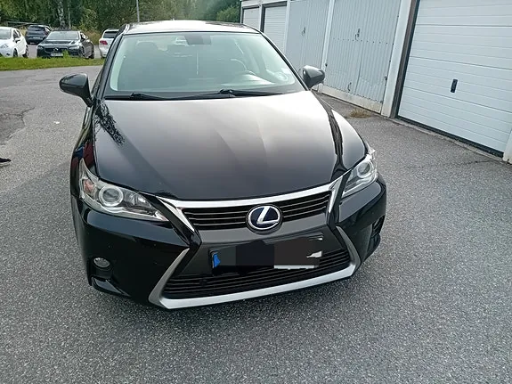 Lexus Ct200H