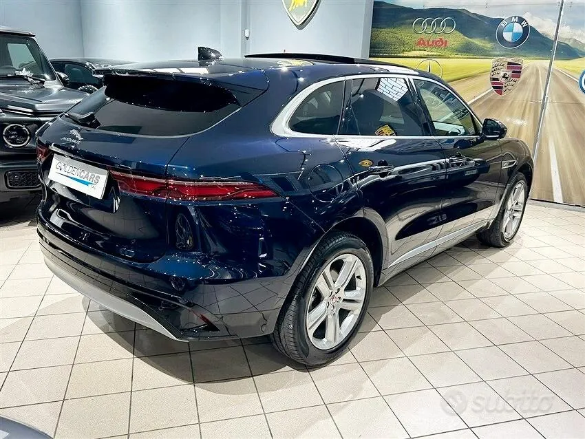 Jaguar F-Pace 2024 photo 4