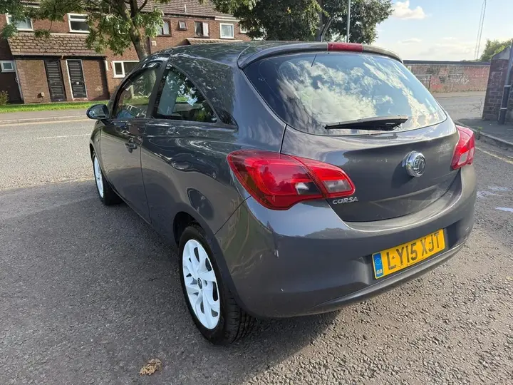 Vauxhall Corsa 2015 photo 2