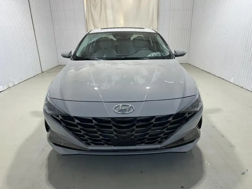 Hyundai Elantra 2022 photo 3