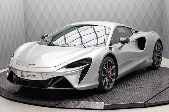 Mclaren Artura 2023 photo 3