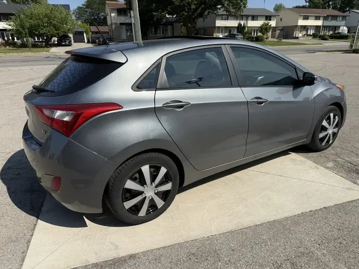 Hyundai Elantra 2016 photo 5