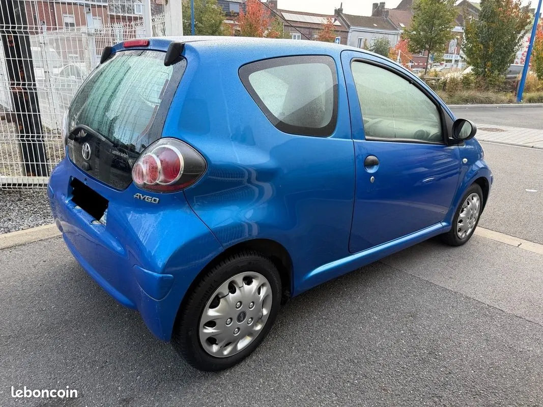Toyota Aygo 2011 photo 3