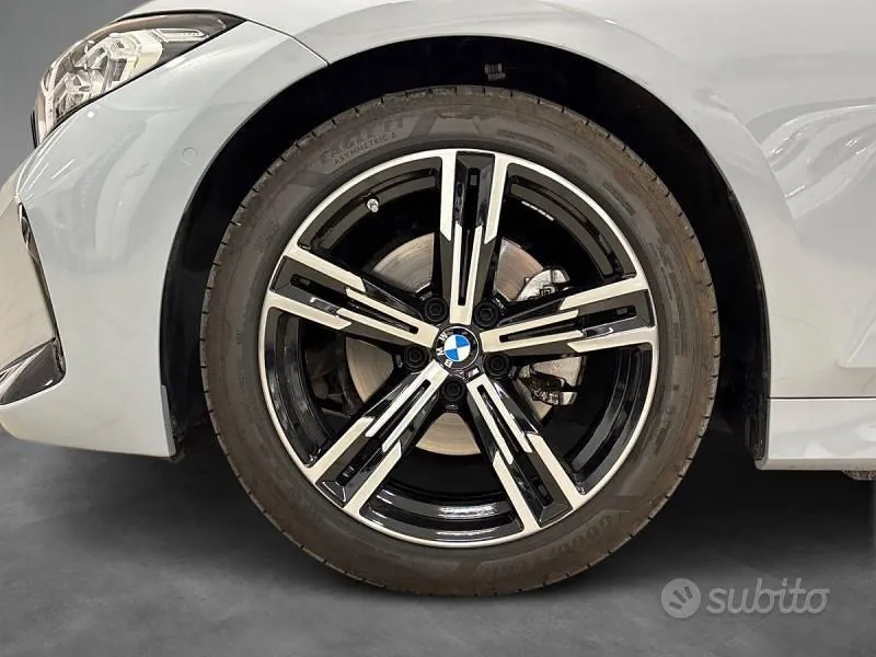 BMW 3 Series 2025 photo 2