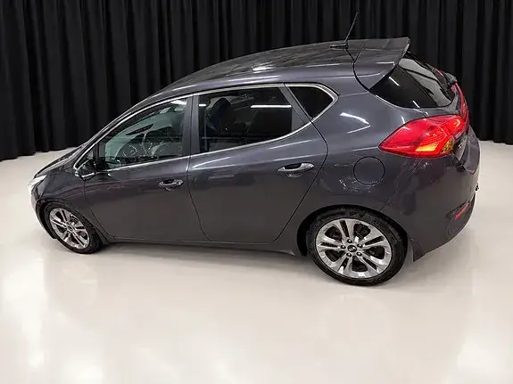 Kia Ceed 2013 photo 3