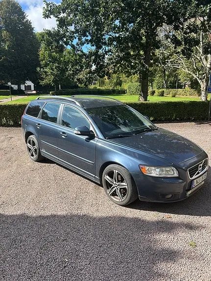 Volvo V50 2011 photo 3