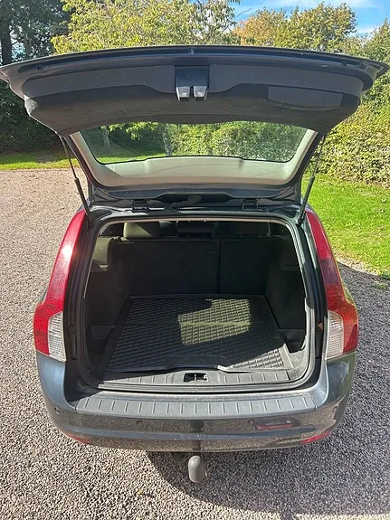Volvo V50 2011 photo 4