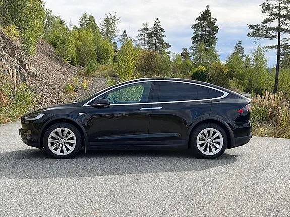Tesla Model X 2018 photo 4