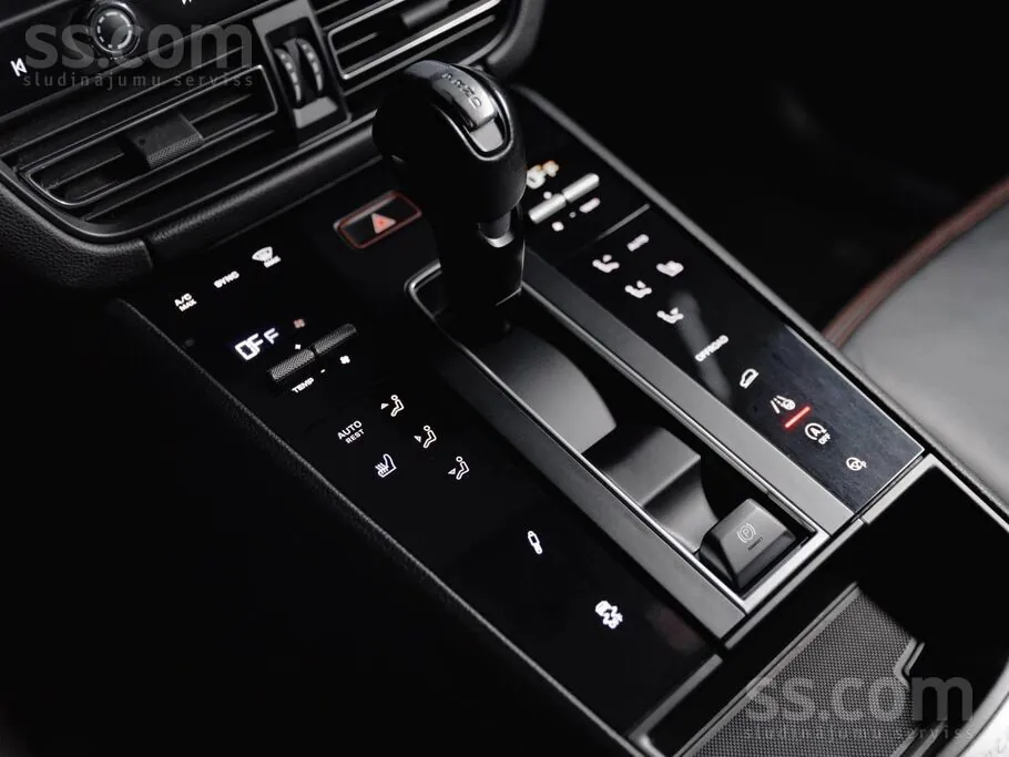 Porsche Macan 2022 photo 5