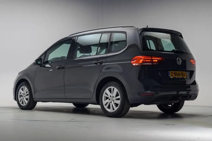 Volkswagen Touran 2020 photo 3